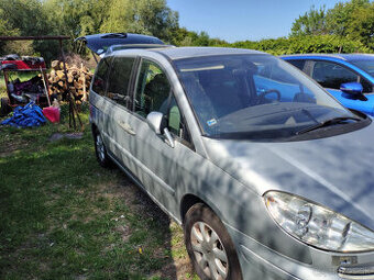 Predam peugeot 807 benzin a lpg