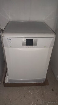 Umývačka riadu Beko 60cm