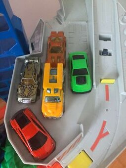 Hot wheel autodráha