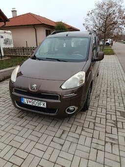 Peugeot Partner Tepee 1,6 HDI 68kw, rok 2013
