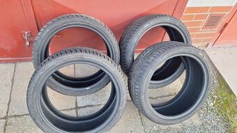 Zimné pneumatiky 225/40/R18