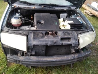 Skoda Fabia 1 predná vystuha chladičova stena