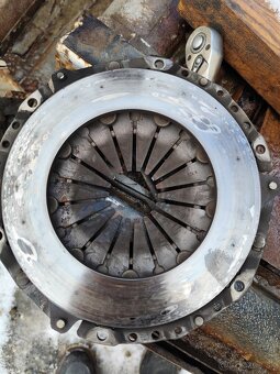 Mitsubishi Pajero Pinin spojka, ťažné zariadenie