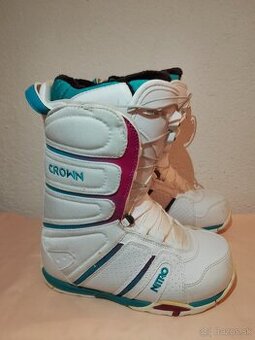 vel. 37,5 - damske snowboard boty NITRO Crown TLS