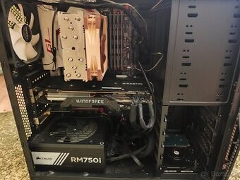 Herný PC + monitor Samsung / i7-6700K / 32 GB RAM / GTX 970