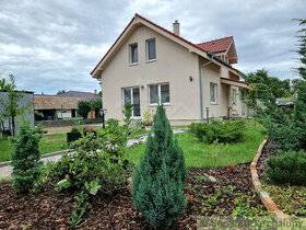 Novostavba 6 izbového rodinného domu v obci Nová dedinka
