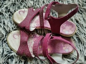 Sandálky Disney Violetta veľkou 36 - 1