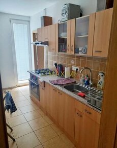 Ponúkame 2 izbový byt na Martinčekovej ulici v Bratislave-Ru