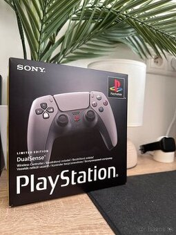 LiMITOVANE  Playstation 5 - DualSense 30th anniversary
