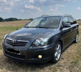 Toyota Avensis combi 2.2 D4D, r. v. 2007, 110kW
