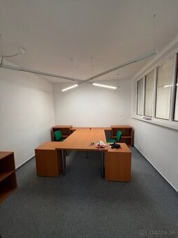 Prenajmem zrekonštruovanú kanceláriu – 42 m²