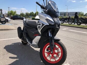 APRILIA SR GT 125 Sport E5