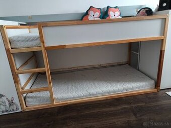 Ikea kura posteľ