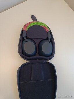 Sony headphones XM5