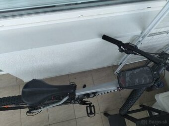 Predám Specialized Rockhopper S 29