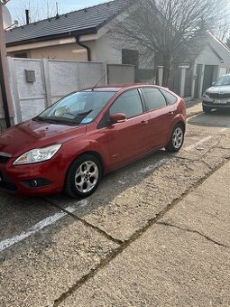 Ford Focus ecosport 1.6tdci74kw 134000km.