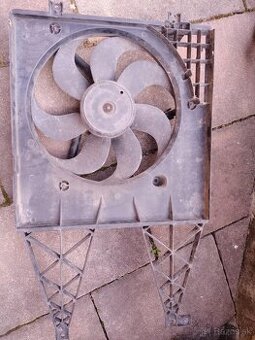 Ventilátor chladenia motora octavia 1