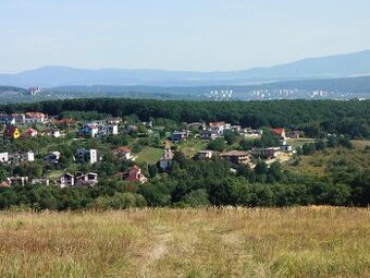 13,45a  Baška obecný pozemok na predaj