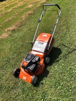 Benzínová kosačka s pojazdom STIHL RM 253.1T