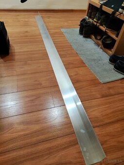 Hlinikovy profil L 80x80x3mm