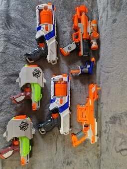 Rôzne NERF zbrane
