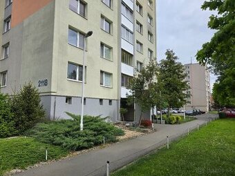 Prenájom 3.izbového bytu vo výbornej lokalite v TV