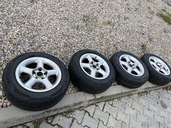 letné pneu 195/65 R15 + disky (hliníkové) Audi/ VW