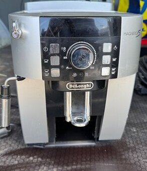 Delonghi ECAM 21.117.SB