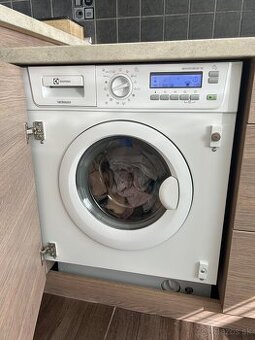 electrolux vstavana