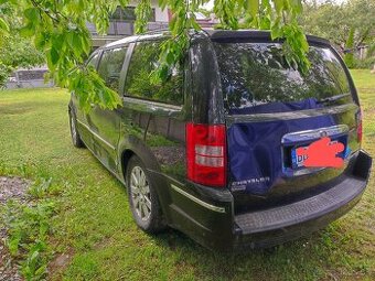 Predám Chrysler Grand Voyager 2,8d