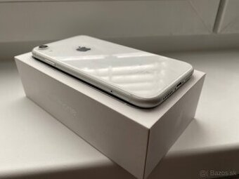 iPhone XR 64Gb Silver