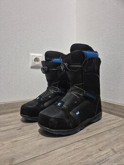 Topanky na snowboard Head