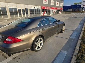 Mercedes cls