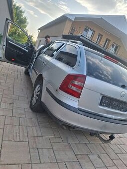Škoda Octavia 1.9tdi 77kw 4x4 NA nahradne diely