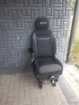 Nové hydraulické sedadlo vodiča Iveco Daily