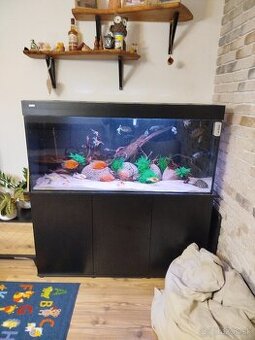 Predávam akvárium set 420l 1405060cm