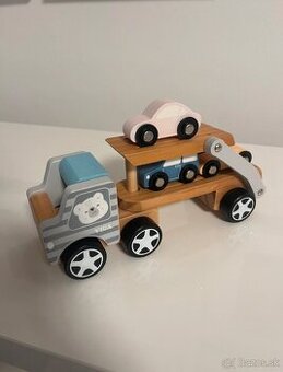 Nákladné auto a autíčkami Viga