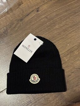 Moncler čiapka