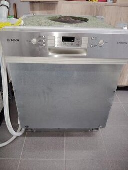 Vstavaná umývačka riadu Bosch SMI86L05DE na náhradné diely