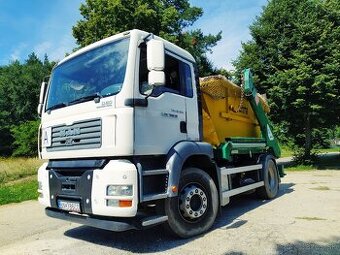 Reťazový nosič kontajnerov