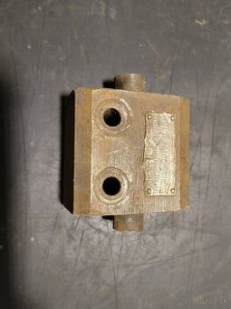 Doraz na sústruh su18