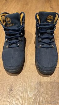 Dievčenské turistické topánky zn. Timberland č. 36
