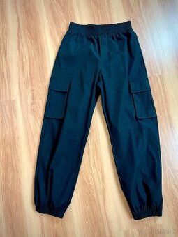 Čierne nohavice s vreckami, S