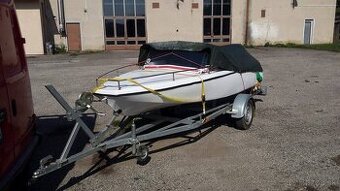 Motorovy čln šport 25