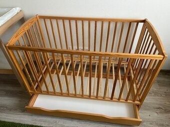 Detska drevena postielka