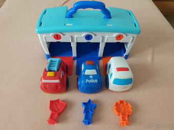 Garaz s autickami pre male deti - hasici, sanitka, policia