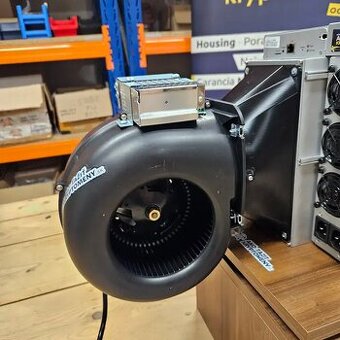 Radiálny ventilátor pre miner