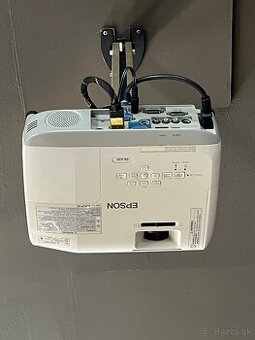 Epson EB-X25 projektor