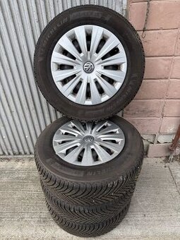 Nove zimne pneu MICHELIN 195/65 R15 na diskoch 5x112 Golf