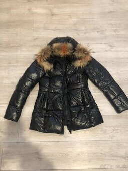 Damska leskla nova bunda